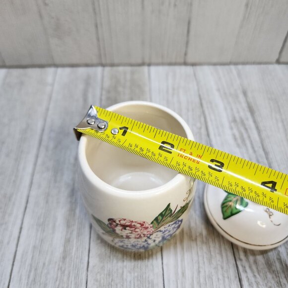 Vintage Knotts Berry Farm Ceramic Canister Sugar Jam White 5'' - Made in Japan - Picture 7 of 8